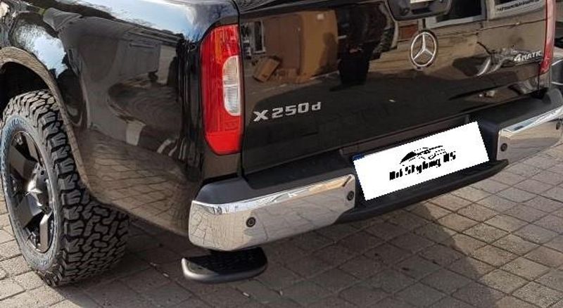 Stigtrinn bak Amarok 2010+