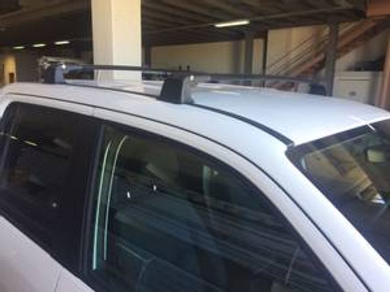 Lastestativ Turx VW Caddy 2004-> SORT 2 stk.